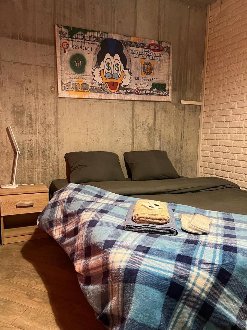 לבוב Moonlight Hostel מראה חיצוני תמונה